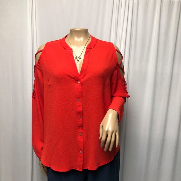 Staccato Blouse Womens Size Medium Red Cold Shoulder Sleeves Button Up Shirt NEW - Picture 1 of 6